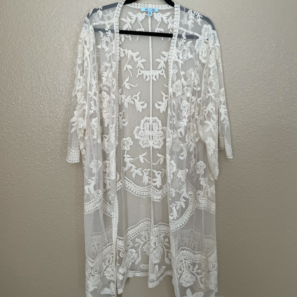 She + Sky 3/4 Sleeve Lace Kimono